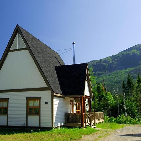 Gite Du Mont-Albert - Sepaq Sainte Anne-des-Chênes Eksteriør bilde