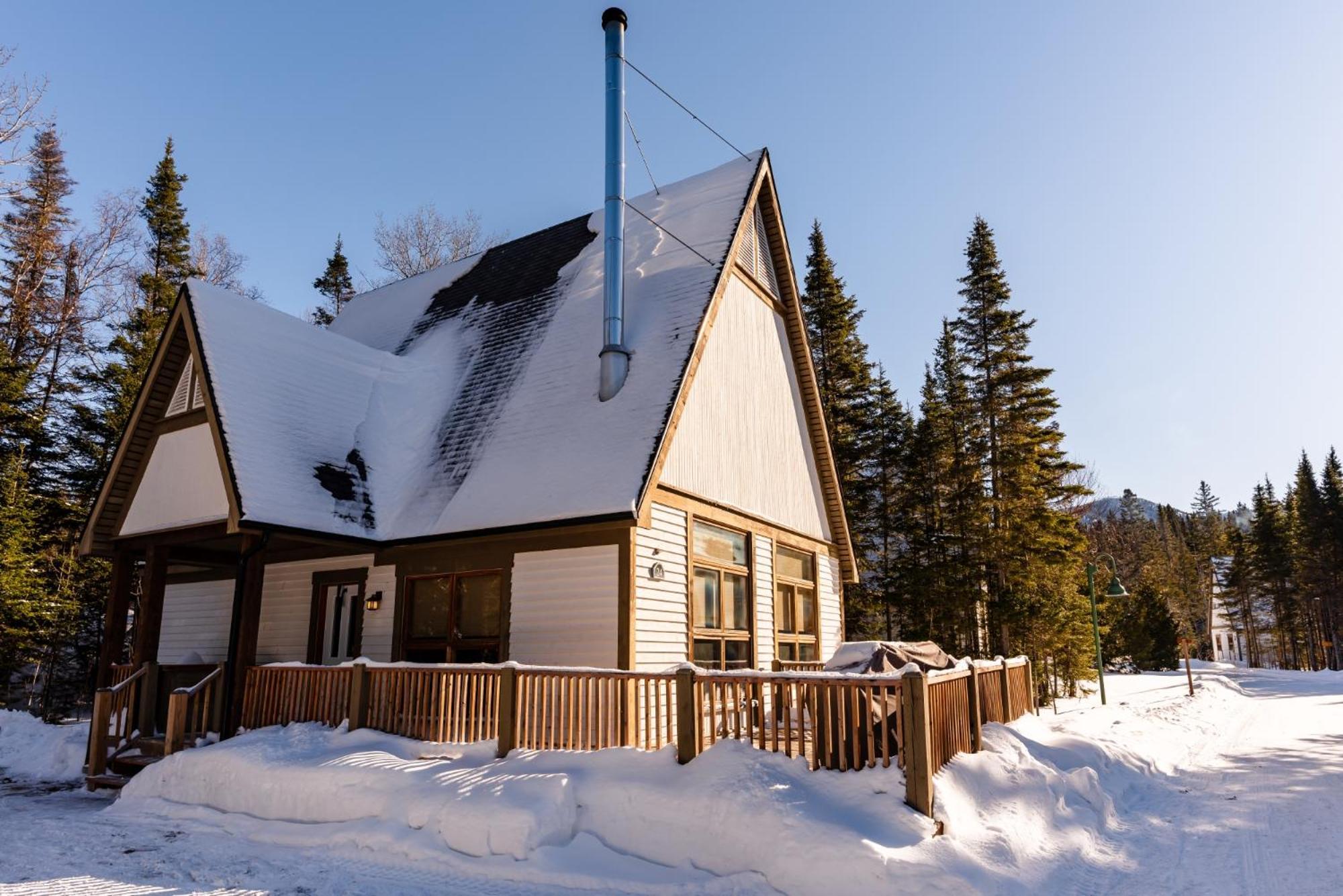 Gite Du Mont-Albert - Sepaq Sainte Anne-des-Chênes Eksteriør bilde